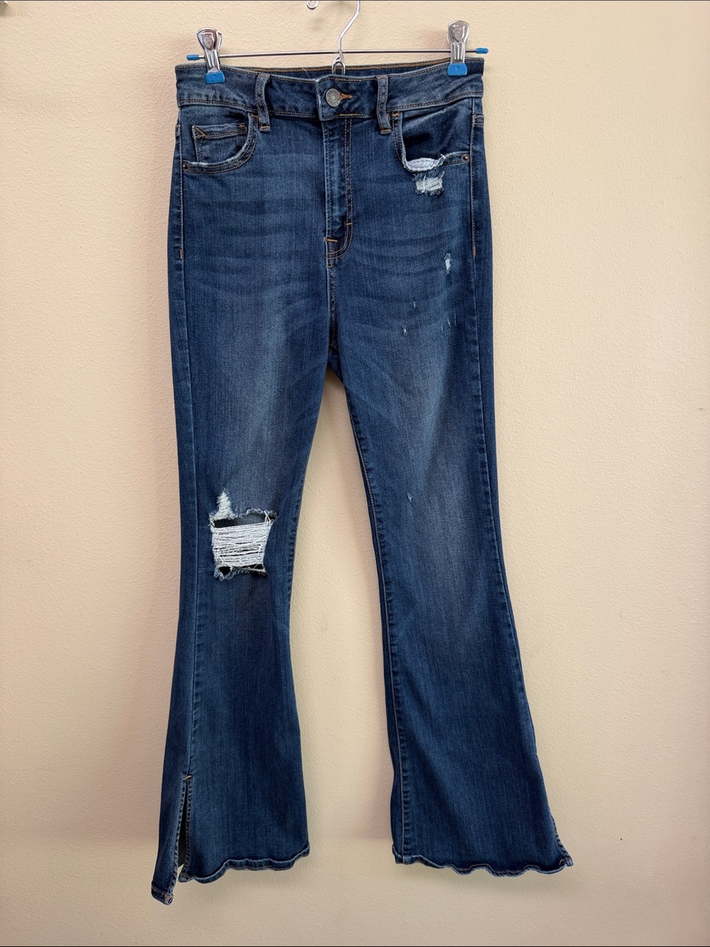 Hidden Bootcut Distressed Jeans Sz27